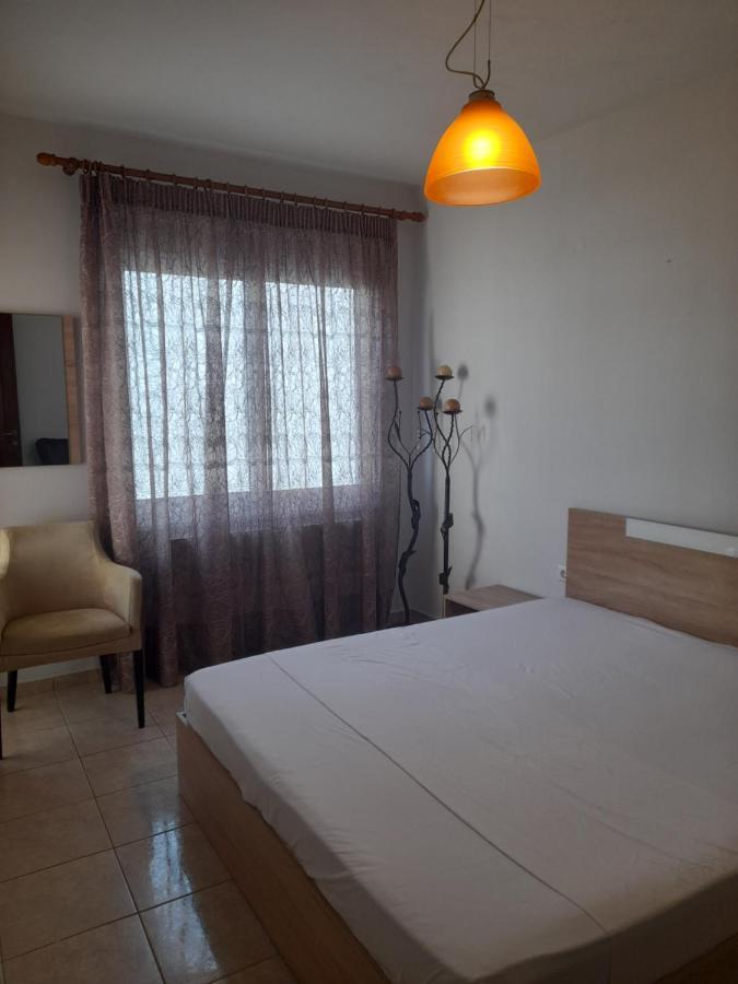 Athina'S House By The Sea Apartment Nea Peramos  Ngoại thất bức ảnh